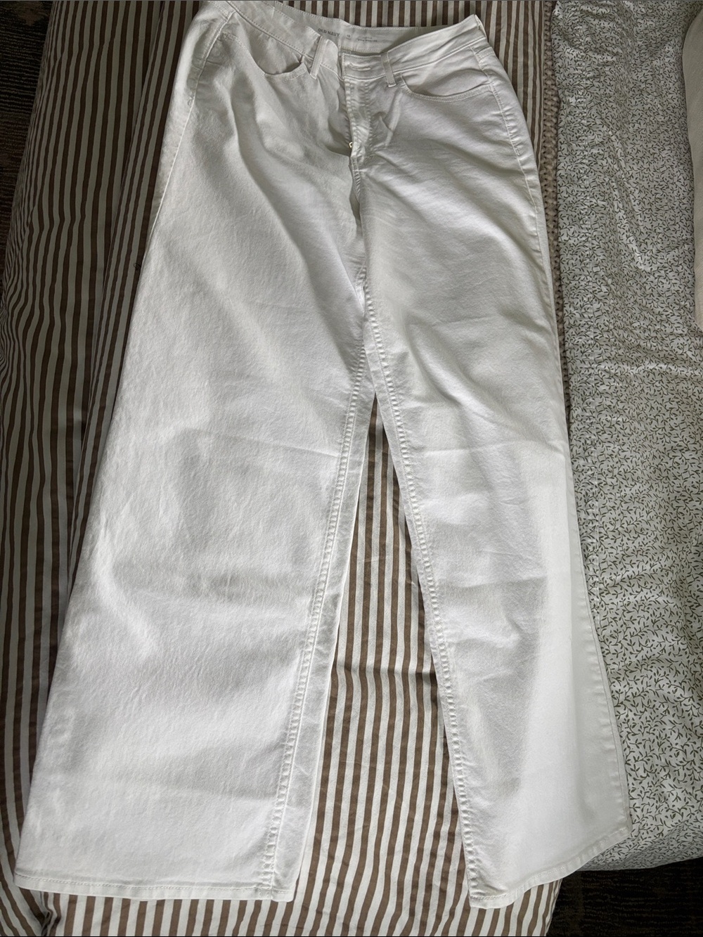 Old Navy White High-Rise Tall Wide Leg Jeans